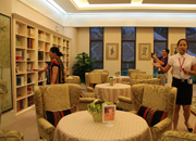 ��Ѷ������ҵ����113�ڣ���Ʒ��������̳